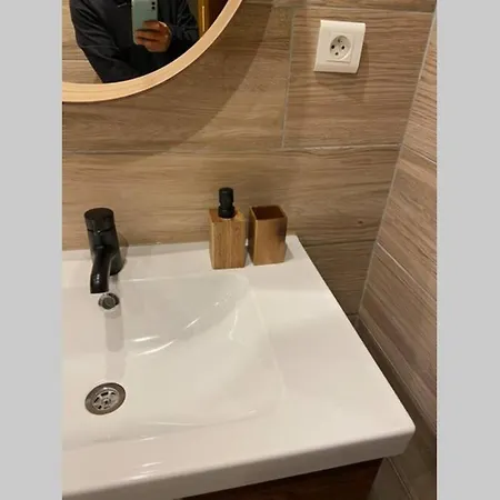 아파트 Tres Beau Au Centre Historique De *